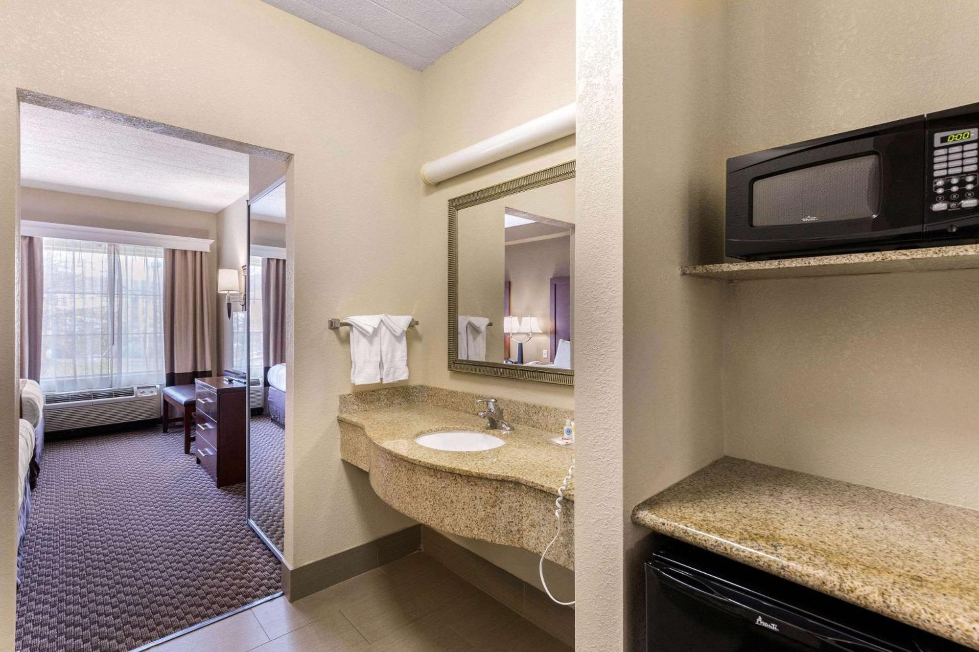 Comfort Suites Columbia Gateway Elkridge Exterior photo